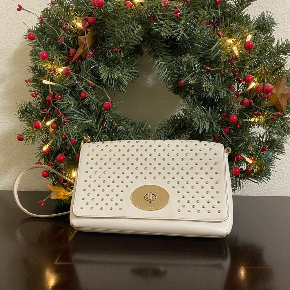 💛COACH💛 Ivory Gold Stud Leather Bag